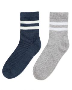 זוג גרביים בשני צבעים